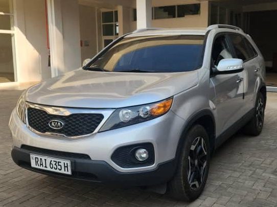 best 4x4 car rental Kigali service for your trip to Rwanda? Whether you’re travelling for safari, business, or leisure, renting a car in Rwanda gives you the freedom, comfort, and flexibility to explore Rwanda at your own pace.